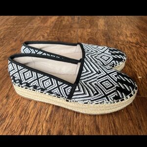Gianni Bini Black and White Espadrille Shoes